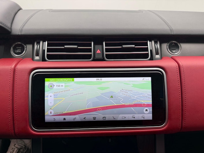 Vehicle image LAND ROVER RANGE ROVER