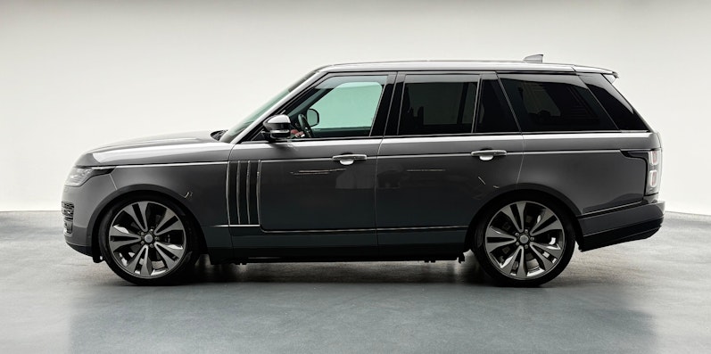 Vehicle image LAND ROVER RANGE ROVER