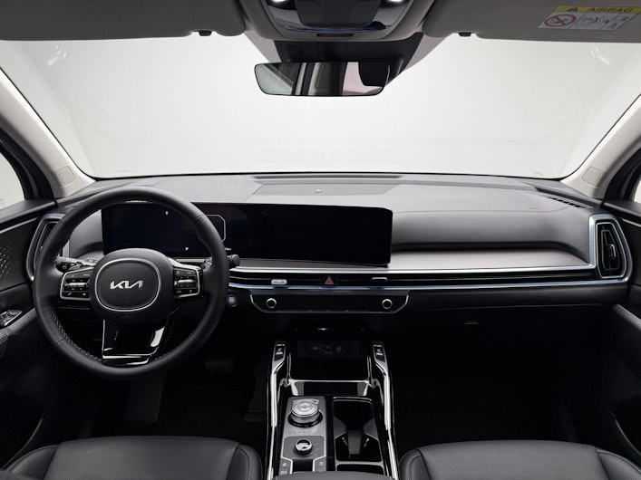 Vehicle image KIA SORENTO