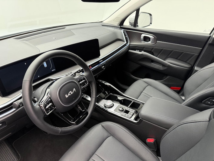 Vehicle image KIA SORENTO