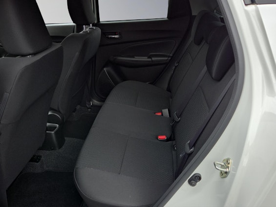 Vehicle image 14 Vehicle image 14