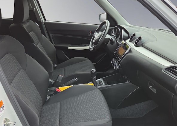 Vehicle image 15 Vehicle image 15