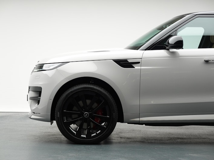 Vehicle image LAND ROVER RANGE ROVER SPORT