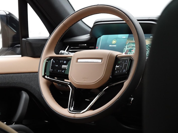 Vehicle image LAND ROVER RANGE ROVER SPORT