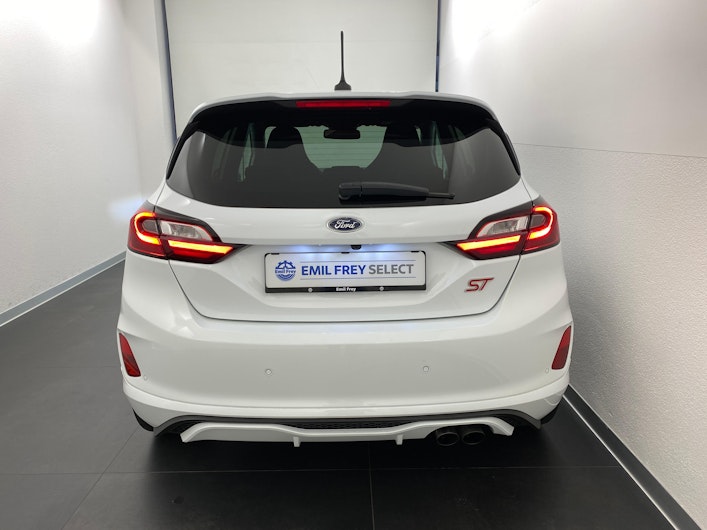 Vehicle image FORD FIESTA