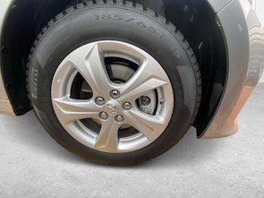 Vehicle image TOYOTA Yaris 1.5 VVT-i HSD Trend