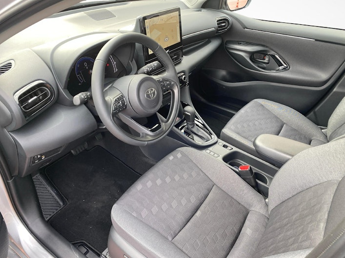 Vehicle image TOYOTA YARIS