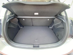 Vehicle image TOYOTA Yaris 1.5 VVT-i HSD Trend