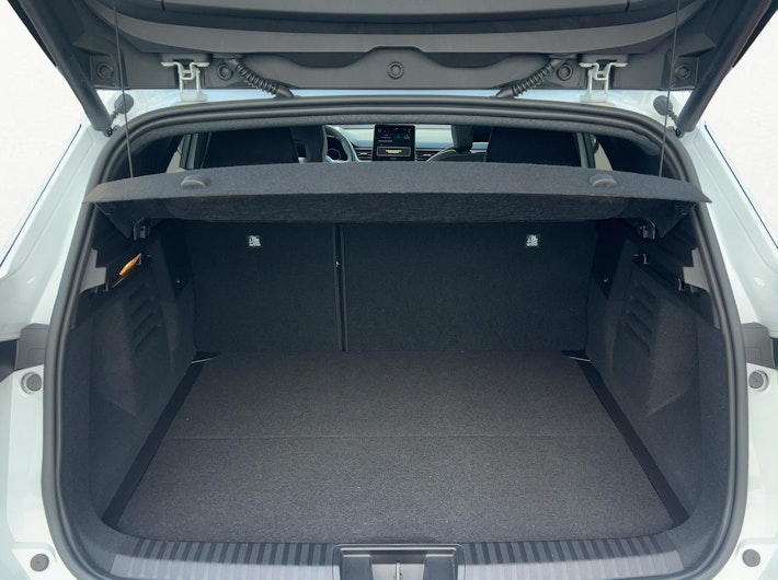 Vehicle image MITSUBISHI GRANDIS