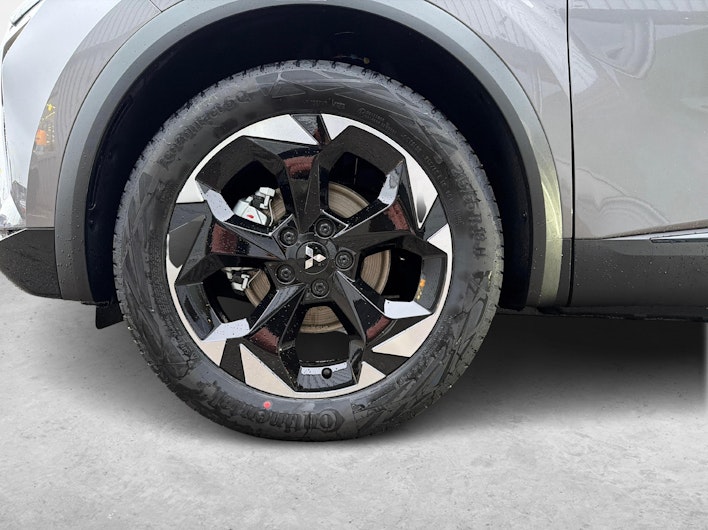 Vehicle image MITSUBISHI GRANDIS