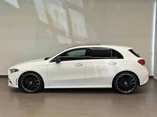 MERCEDES-BENZ A 180 AMG Line 2