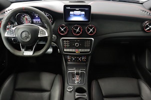 Vehicle image MERCEDES-BENZ GLA 45 AMG 4m