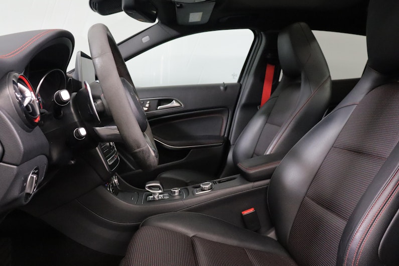 Vehicle image MERCEDES-BENZ GLA 45 AMG