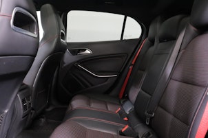 Vehicle image MERCEDES-BENZ GLA 45 AMG 4m