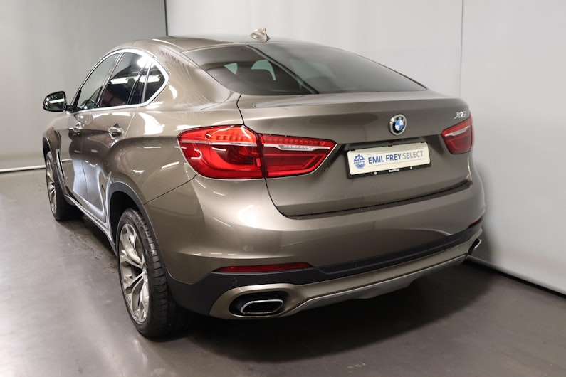 Vehicle image BMW X6