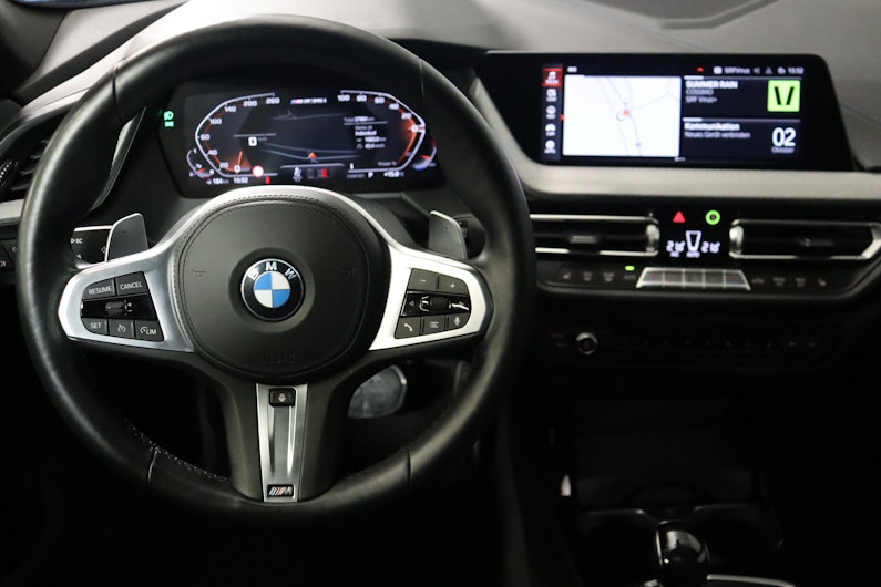 Vehicle image BMW 2 SERIES