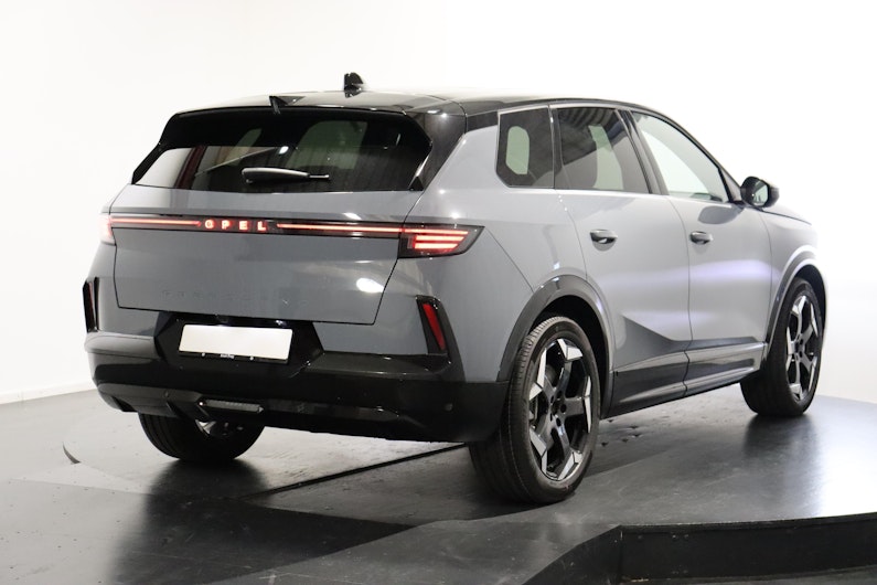 Vehicle image OPEL GRANDLAND