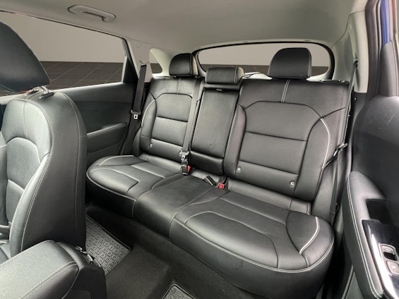 Vehicle image 12 Vehicle image 12