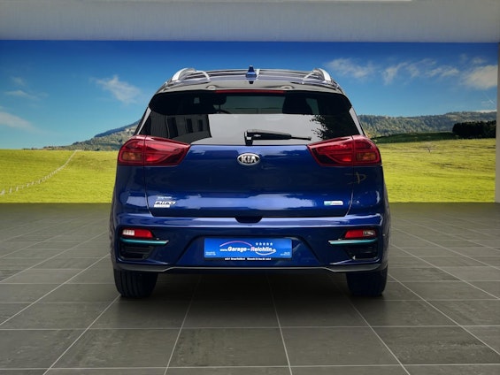 Vehicle image 3 Vehicle image 3