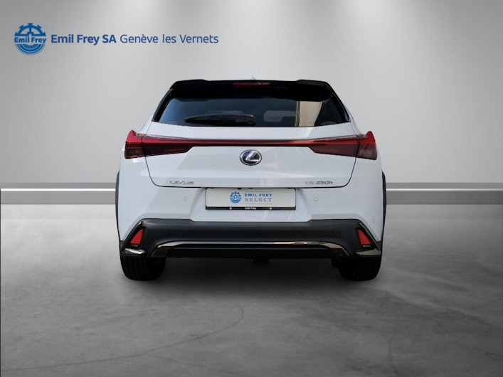 Vehicle image LEXUS UX