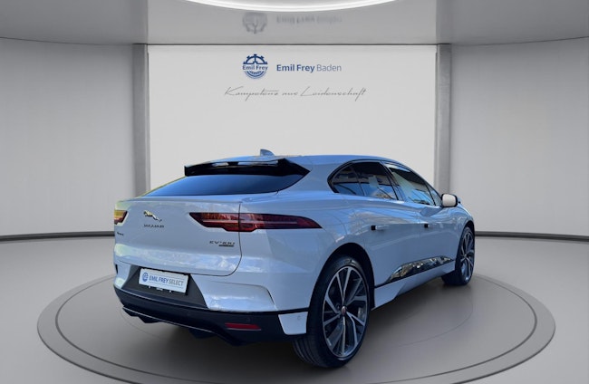 Vehicle image 5 Vehicle image 5