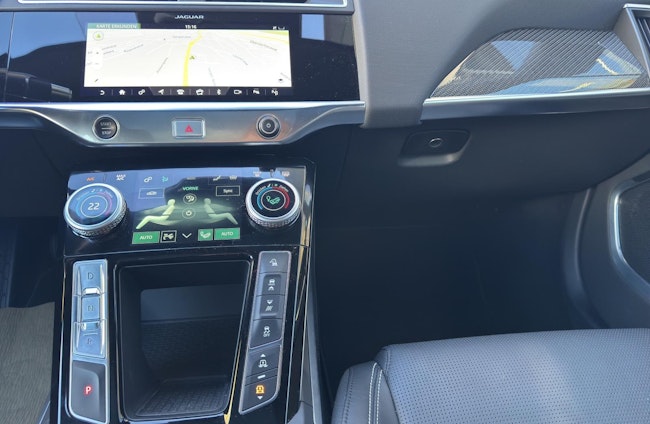 Vehicle image 11 Vehicle image 11