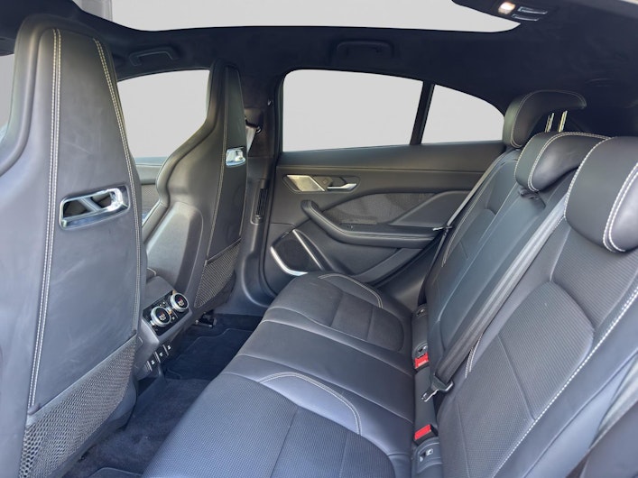 Vehicle image JAGUAR I-PACE