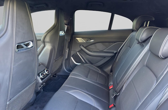 Vehicle image 9 Vehicle image 9