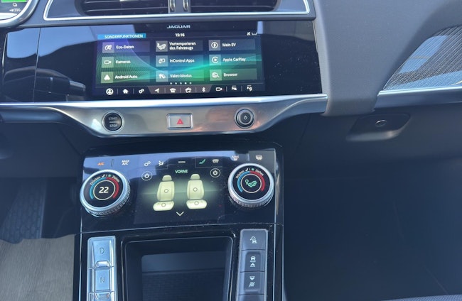 Vehicle image 12 Vehicle image 12