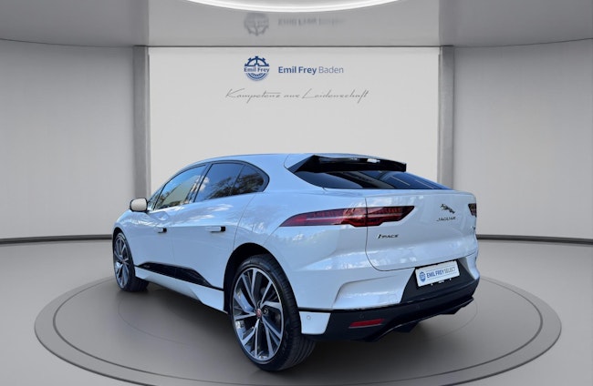 Vehicle image 3 Vehicle image 3