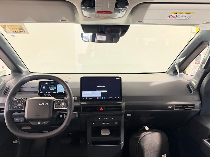 Vehicle image KIA PV5