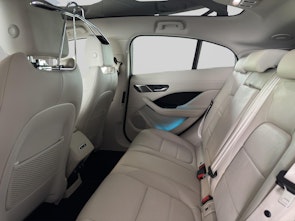 Vehicle image JAGUAR I-Pace EV400 SE AWD 1.99% Leasing