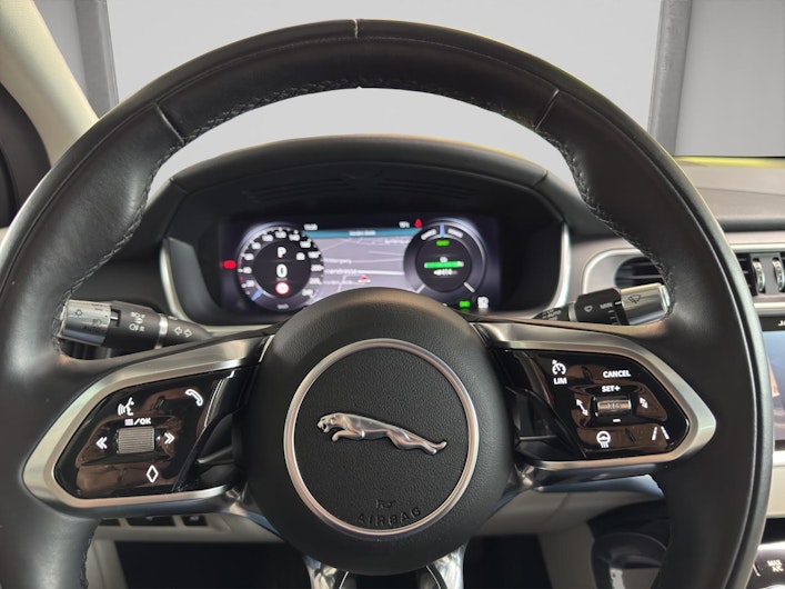 Vehicle image JAGUAR I-PACE