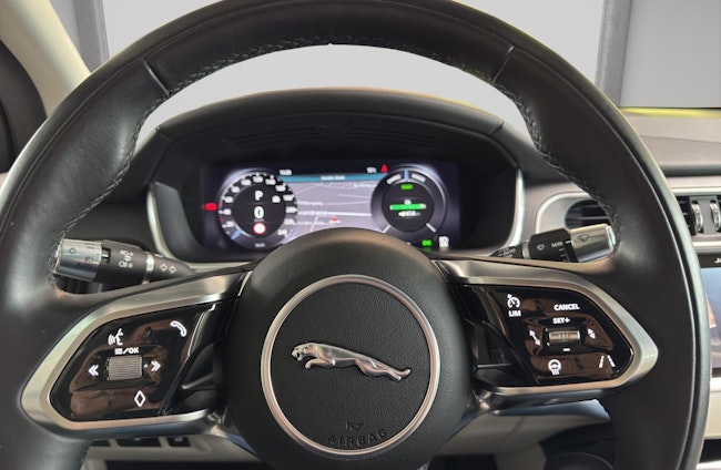 Vehicle image 8 Vehicle image 8