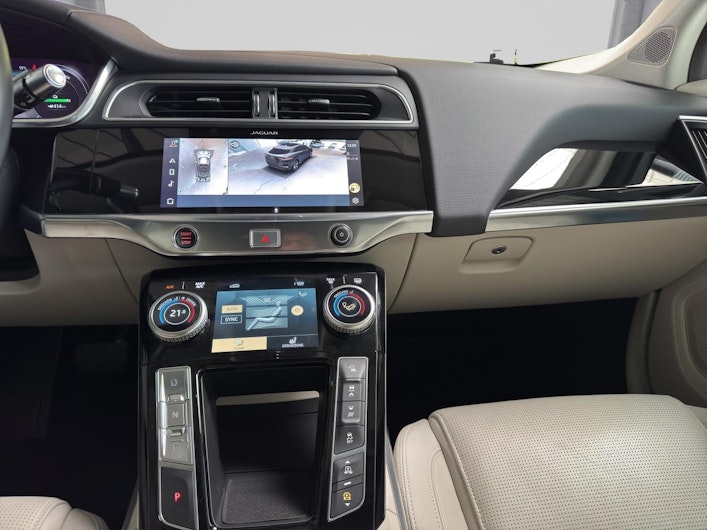 Vehicle image JAGUAR I-PACE
