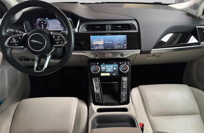 Vehicle image 11 Vehicle image 11