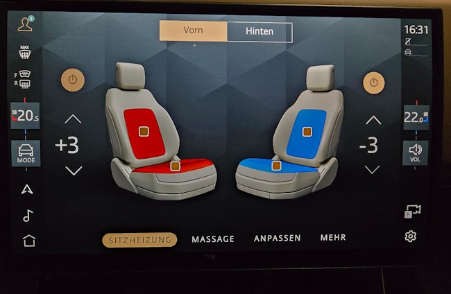 Vehicle image 16 Vehicle image 16