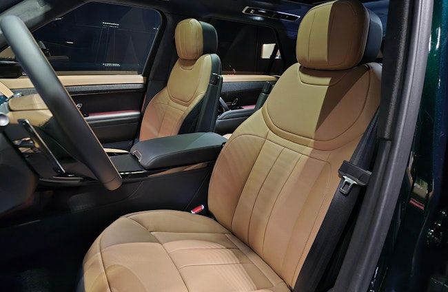 Vehicle image 6 Vehicle image 6