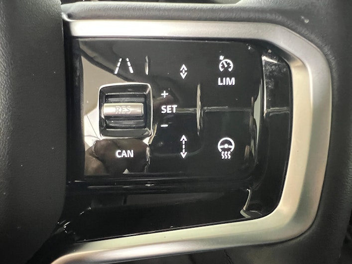 Vehicle image LAND ROVER DISCOVERY SPORT