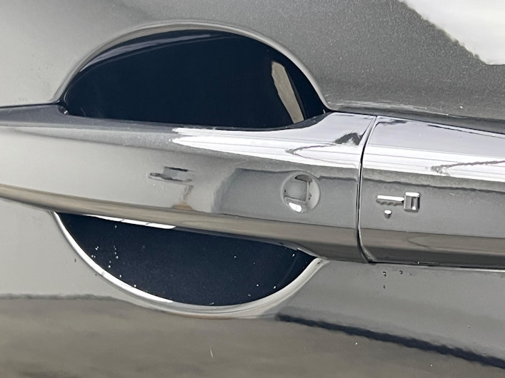 Vehicle image LAND ROVER DISCOVERY SPORT