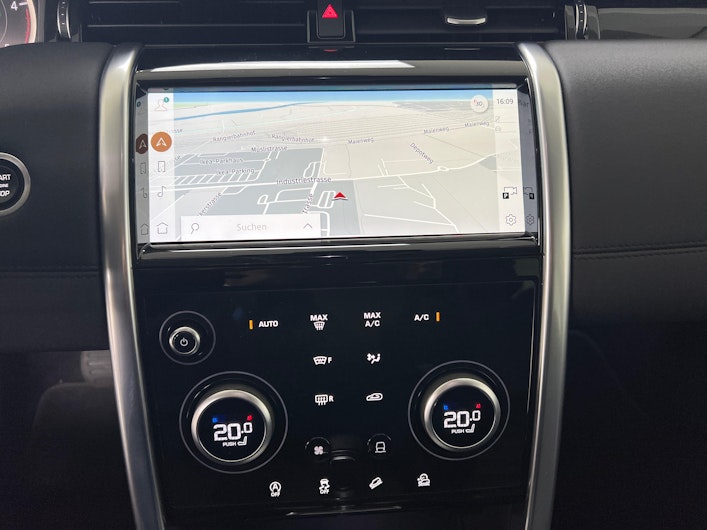 Vehicle image LAND ROVER DISCOVERY SPORT