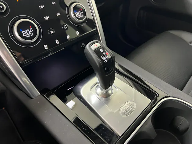 Land Rover Discovery Sport 2.0 SD4 200 SE / Jetzt mit attraktivem 1.99% Leasing