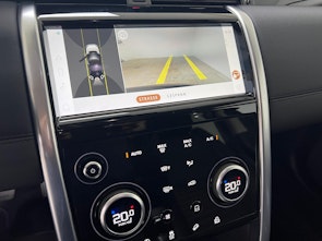 Vehicle image LAND ROVER Discovery Sport 2.0 SD4 200 SE