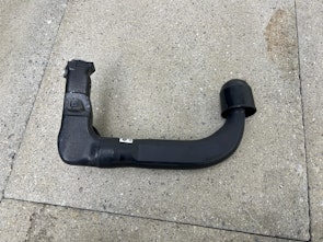 Vehicle image LAND ROVER Discovery Sport 2.0 SD4 200 SE