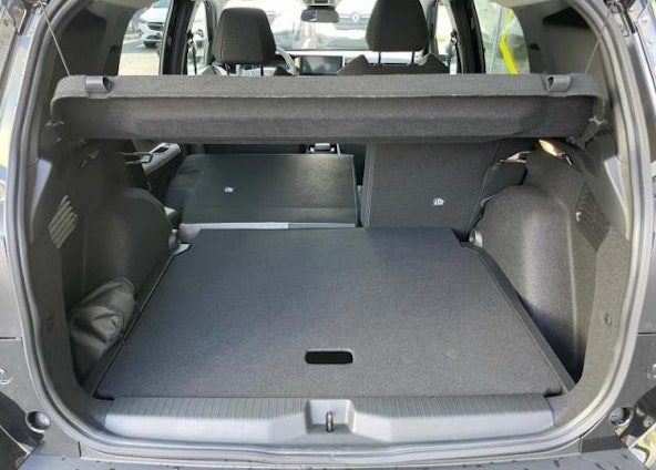 Vehicle image 13 Vehicle image 13