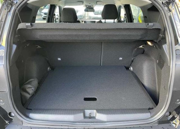 Vehicle image 14 Vehicle image 14