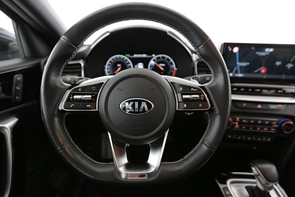 Vehicle image 5 Vehicle image 5