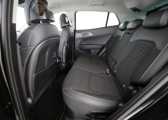 Vehicle image 9 Vehicle image 9