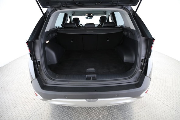 Vehicle image 10 Vehicle image 10