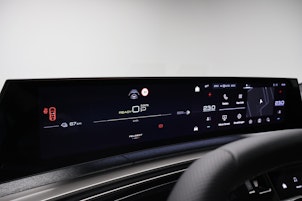 Vehicle image PEUGEOT 3008 1.6 Plug-in Hybrid GT